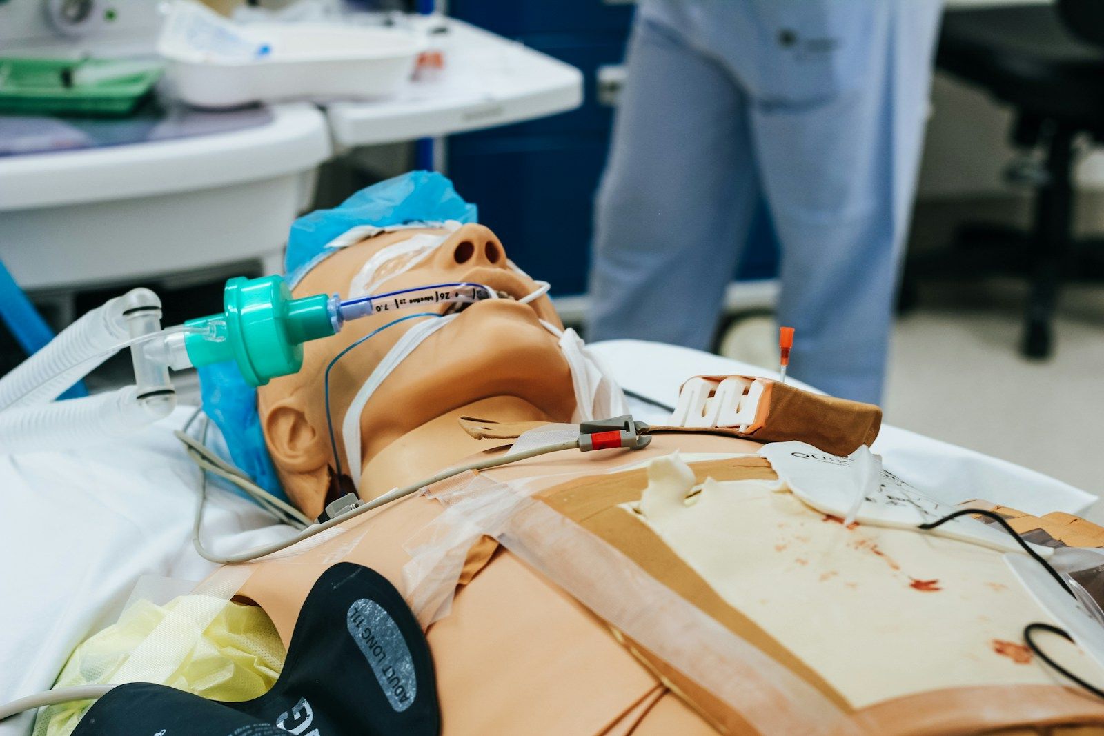 Advanced medical simulation manikin